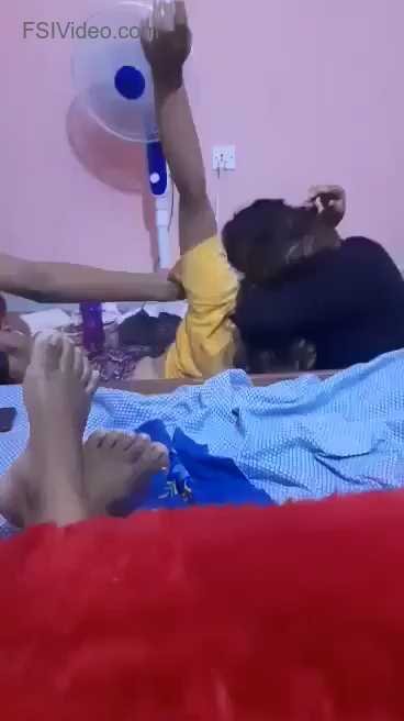 Hostel Girls Having Fun With Each other Viral MMS » BF Video