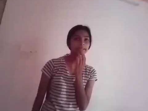 Skinny Mallu GF Showing Boobs » BF Video